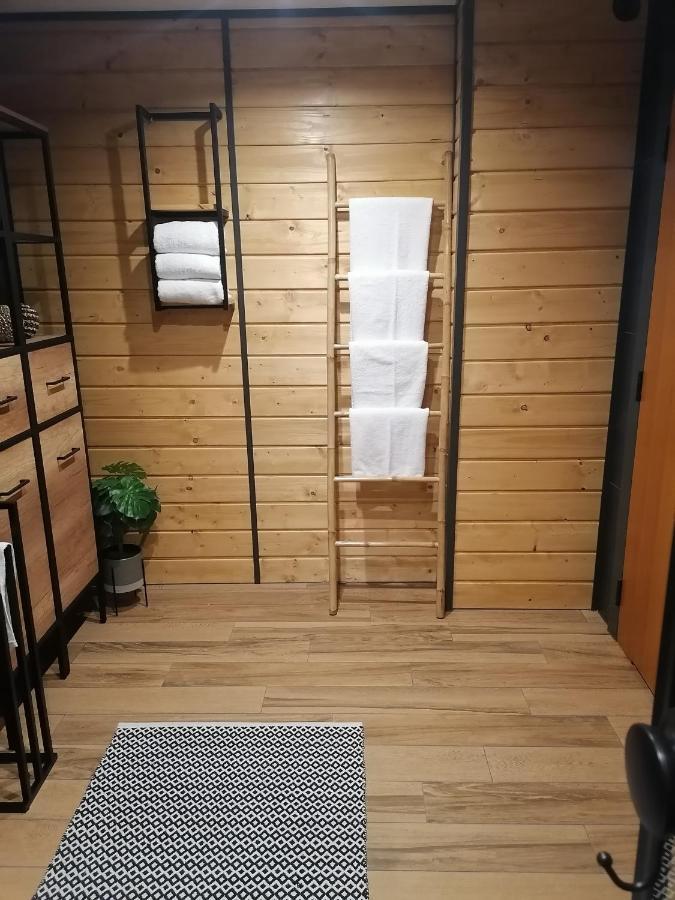 شقة Apartament Jelen Złotów المظهر الخارجي الصورة