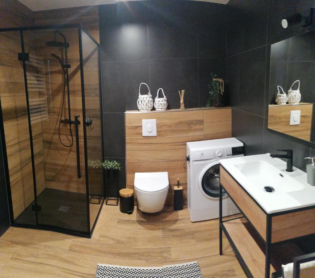شقة Apartament Jelen Złotów المظهر الخارجي الصورة